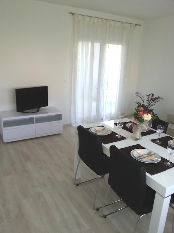 Levanat Apartment *